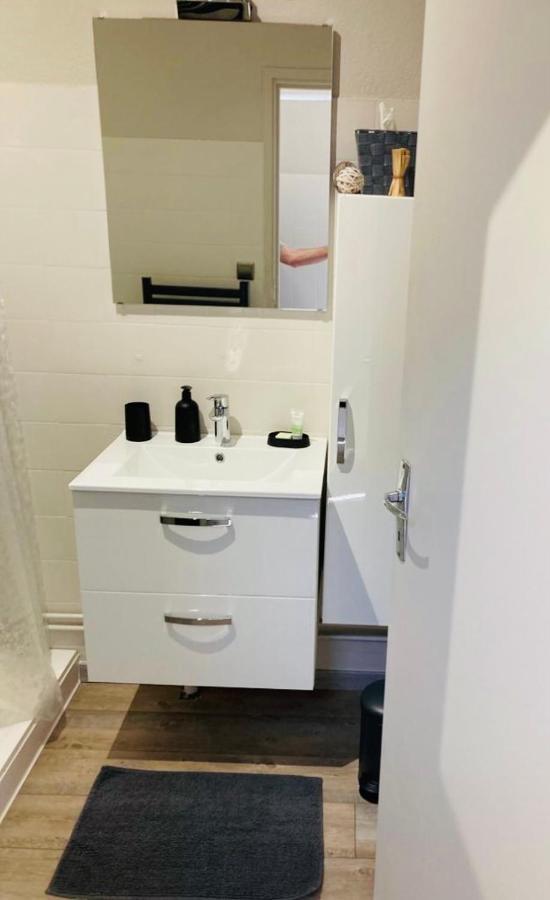 Appartement Calme Et Bien Situe 타르브 외부 사진